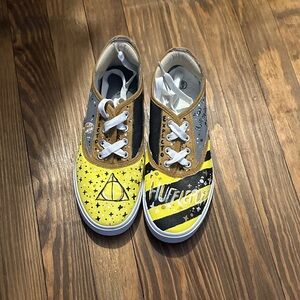 Women's Hogwarts Inspired Sneakers - Yellow and Black